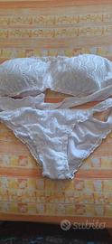 bikini bianco
