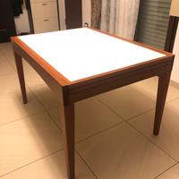 Tavolo da pranzo allungabile in legno e vetro