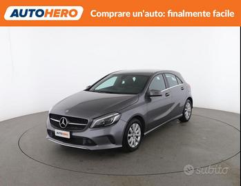 MERCEDES-BENZ A 180 d Automatic Business