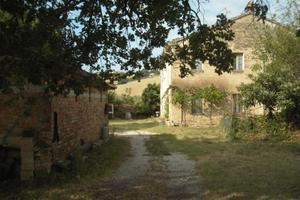 Casa colonica con terreno