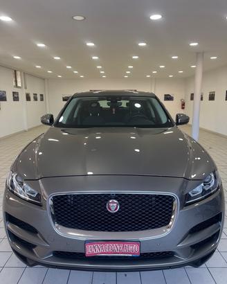 Jaguar F-Pace 2020 180 cv portfolio