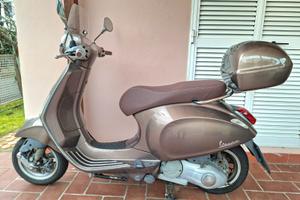 VESPA PRIMAVERA 3V ie