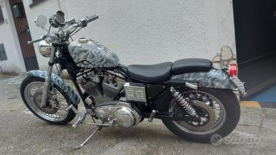 Harley-Davidson 883