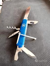 Coltellino svizzero da campeggio blu