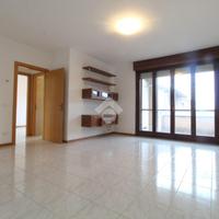 3 LOCALI A CADELBOSCO DI SOPRA