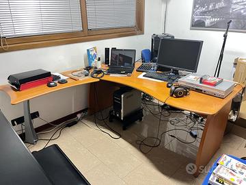 Stanza Ufficio Completa