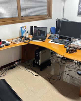 Stanza Ufficio Completa