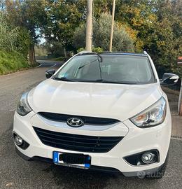 HYUNDAI ix35 xpossible