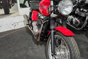Triumph Thruxton 900