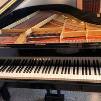 Pianoforte mezza coda Yamaha G1