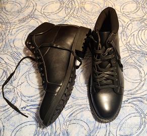 Stivaletti neri nuovi tg 44