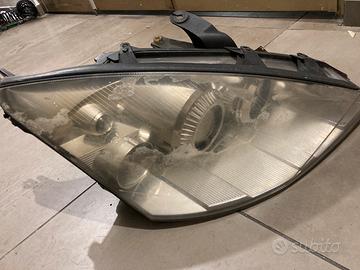 Faro focus 1 serie con centralina xenon