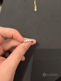 anello in oro bianco 
