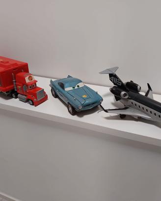Cars Disney Pixar –Mack +Siddeley +Finn McMissile