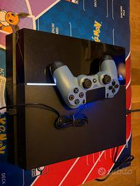 Sony Playstation 4 completa di tutto
