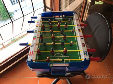 Calcio balilla da tavolo