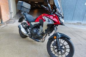 Honda CB500X con bauletto originale 