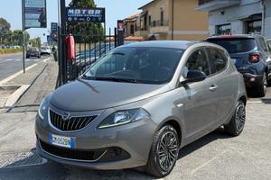 Lancia Ypsilon 1.0 FireFly 5 porte Hybrid Ecochic 