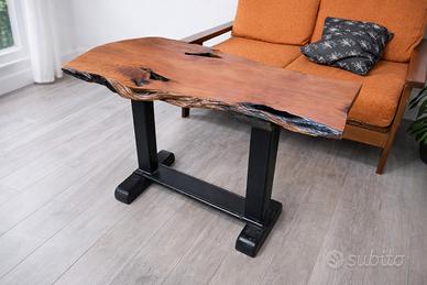 Tavolino artigianale in ginepro massello