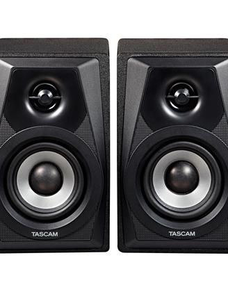 Casse Tascam ascolto e mixer