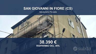 Immobile in asta di 155 m² con box auto a San Giov