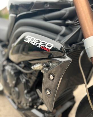 Triumph speed triple 1050 - 2011