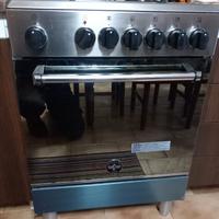 PIANO COTTURA CON 4 FORNELLI