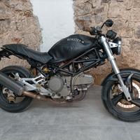 DUCATI MONSTER 600