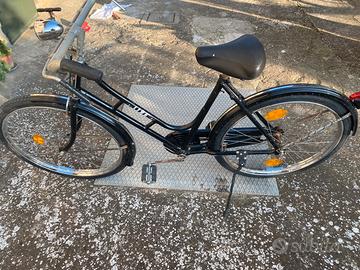 bicicletta donna usata con gomme larghe