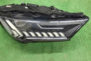 AUDI Q7 4M0 Restyling FULL LED Faro Fanale Destro 