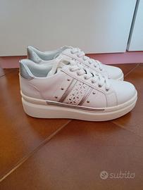 Scarpe bianche sneakers n.37