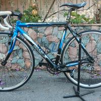 bici da corsa Pinarello 