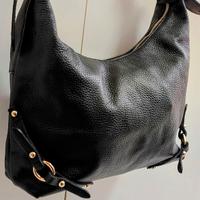 Borsa da donna vera pelle nera firmata Melluso.