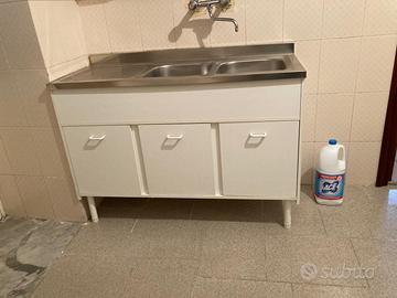 Lavello con mobile