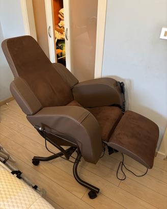 Poltrona relax ortopedica elettrica