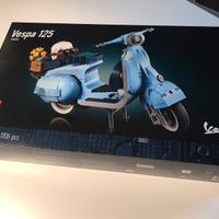 Lego 10298 VESPA 125 1960s