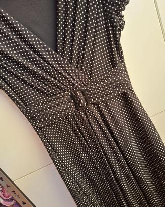 Vestito a pois neri e bianchi