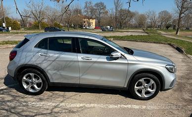 MERCEDES GLA 200 D 4 MATIC SPORT
