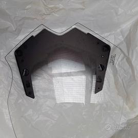 parabrezza t max 530 anno 2013