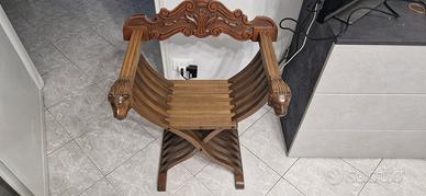 Sedia savonarola vintage in legno massello 