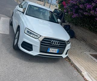 Audi Q3 2.0 TDI da 150 CV