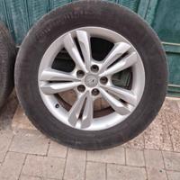 Cerchi in lega originali Hyundai compreso di gomme