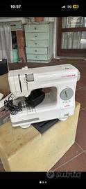 Macchina da cucire singer