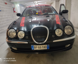 Vendo Jaguar s tipe una BOMBA INTERNI 3000 v6