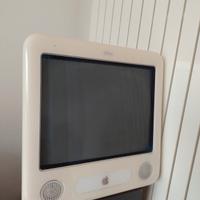 eMac PC Apple anni 2000