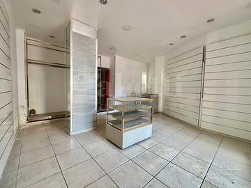 Negozio Marano di Napoli [LF355ACG]