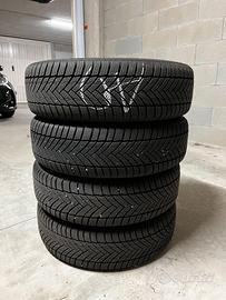 4 gomme invernali 165/60 R15 con cerchi – come nuo