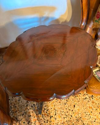 Tavolino antico pieghevole in legno massello