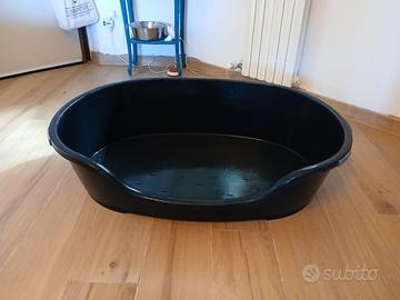 cuccia plastica nera 