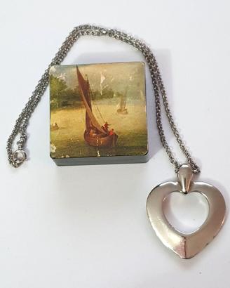Collanina con ciondolo a forma di cuore vintage